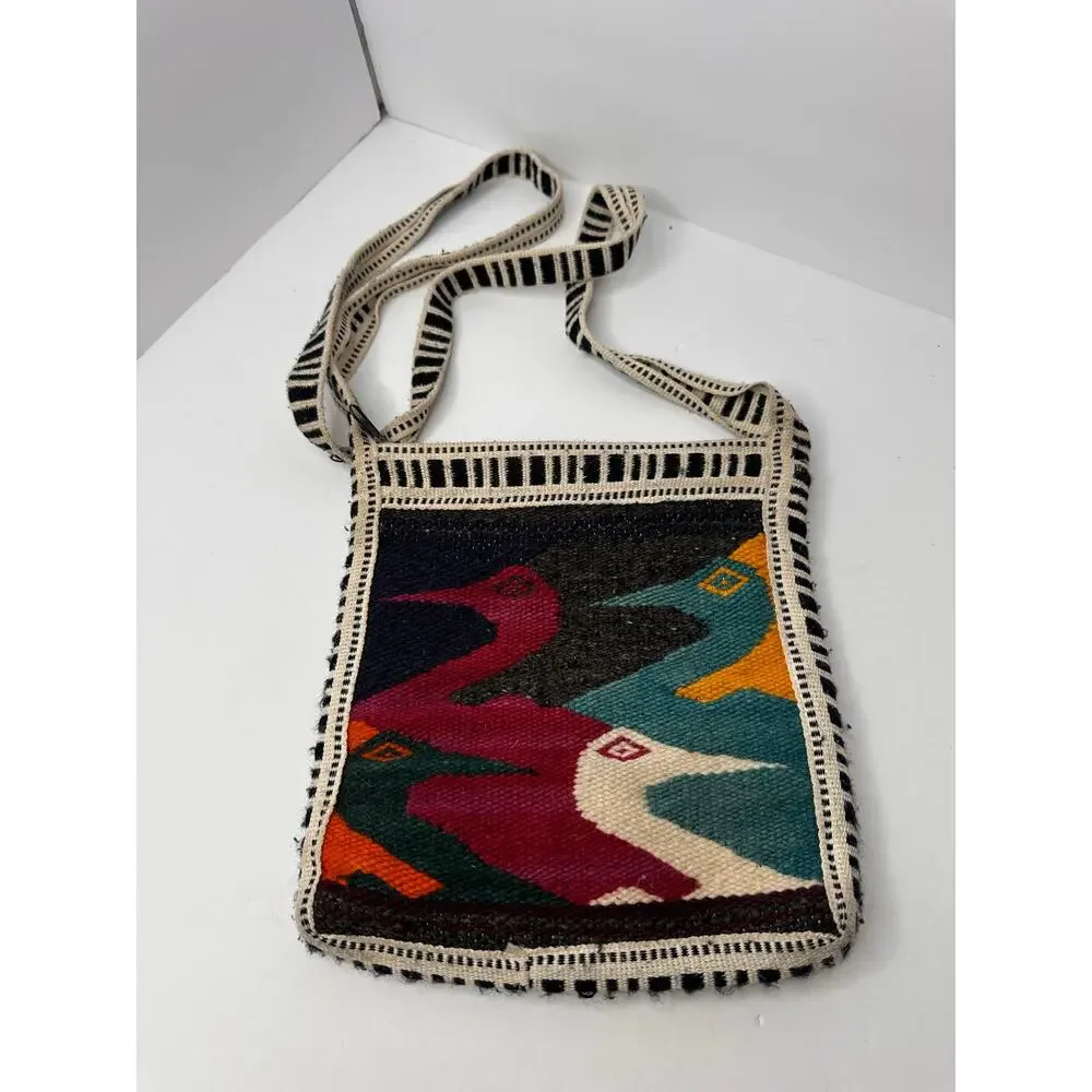 Vintage Ecuadorian Wool Shoulder Bag – Handwoven Andean Textile Art to Wear Boho - Picture 4 of 6